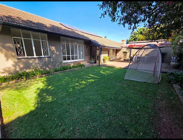 4 BEDROOM PROPERTY TO RENT IN LYNNWOOD